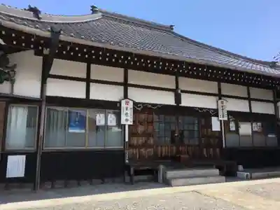 来応寺の本殿・本堂