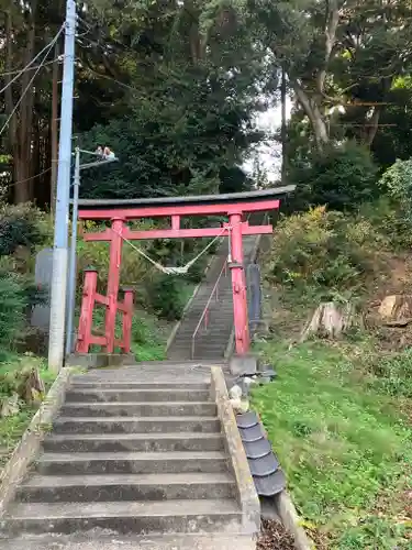 新山神社の鳥居