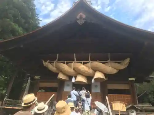 諏訪大社下社秋宮(長野県)