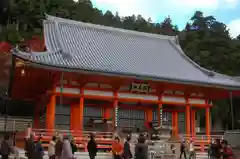 勝尾寺の本殿