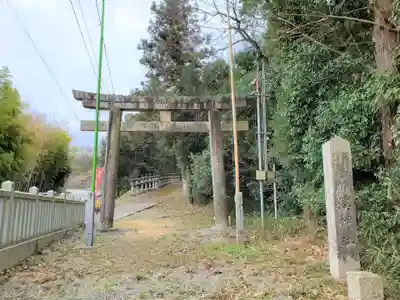 鍬渓神社の鳥居