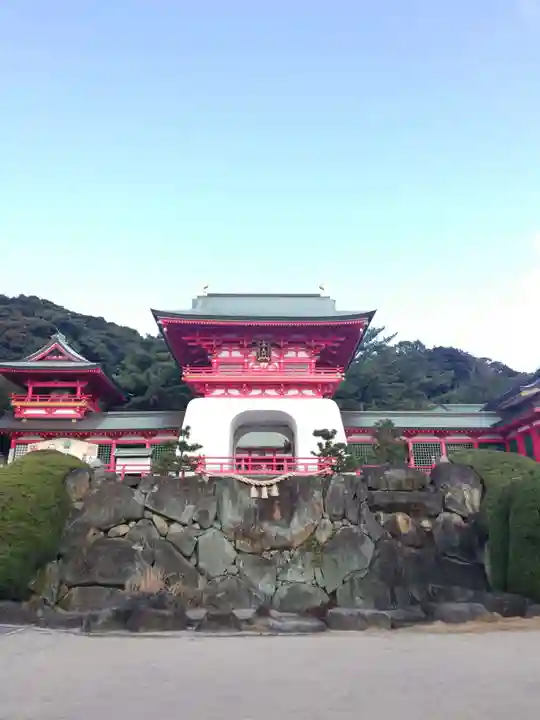 赤間神宮の山門・神門