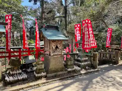 佐助稲荷神社の末社・摂社