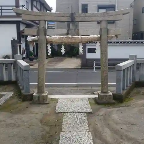 梅田稲荷神社の鳥居