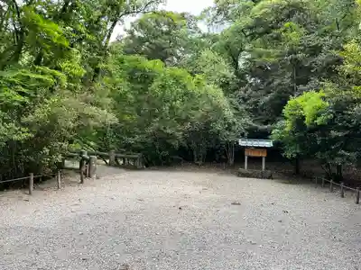吾平山上陵のその他建物