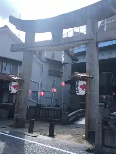 稲富稲荷神社の鳥居