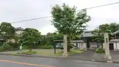 大通寺の山門