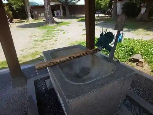 有鹿神社の手水舎