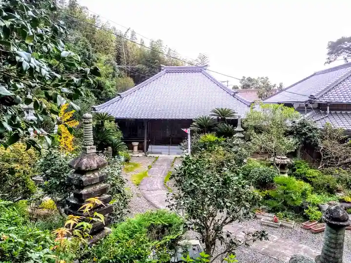 安養寺の本殿・本堂