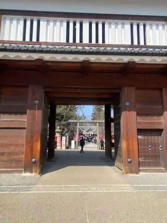 眞田神社の{uncategorized: "未分類", other: "その他", undefined: "問題あり", building: "その他建物", grave: "お墓", sacred_gate: "鳥居", guardian: "狛犬", statue: "像", buddha: "仏像", history: "歴史", nature: "自然", garden: "庭園", animal: "動物", pagoda: "塔", temizu: "手水舎", mountain_gate: "山門・神門", sanctuary: "本殿・本堂", subordinate: "末社・摂社", art: "芸術", scenery: "景色", jizo: "地蔵", ema: "絵馬", goshuin: "御朱印", omikuji: "おみくじ", items: "授与品その他", amulet: "お守り", goshuincho: "御朱印帳", eats: "食事", festival: "お祭り", votive_dance: "神楽", shichigosan: "七五三参", wedding: "結婚式", experience: "体験その他", initially: "初詣", around: "周辺", anti_infection: "感染症対策"}