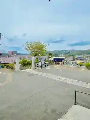 成田山安養寺の{uncategorized: "未分類", other: "その他", undefined: "問題あり", building: "その他建物", grave: "お墓", sacred_gate: "鳥居", guardian: "狛犬", statue: "像", buddha: "仏像", history: "歴史", nature: "自然", garden: "庭園", animal: "動物", pagoda: "塔", temizu: "手水舎", mountain_gate: "山門・神門", sanctuary: "本殿・本堂", subordinate: "末社・摂社", art: "芸術", scenery: "景色", jizo: "地蔵", ema: "絵馬", goshuin: "御朱印", omikuji: "おみくじ", items: "授与品その他", amulet: "お守り", goshuincho: "御朱印帳", eats: "食事", festival: "お祭り", votive_dance: "神楽", shichigosan: "七五三参", wedding: "結婚式", experience: "体験その他", initially: "初詣", around: "周辺", anti_infection: "感染症対策"}