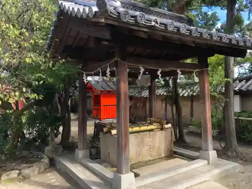 片埜神社の手水