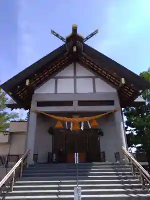 西岡八幡宮の本殿・本堂