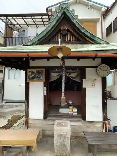 平野の一本松と地蔵堂（十王堂跡）(兵庫県)