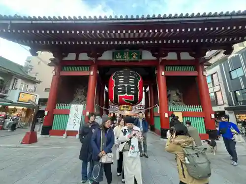 浅草寺の山門