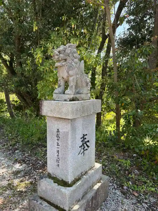 天照社の{uncategorized: "未分類", other: "その他", undefined: "問題あり", building: "その他建物", grave: "お墓", sacred_gate: "鳥居", guardian: "狛犬", statue: "像", buddha: "仏像", history: "歴史", nature: "自然", garden: "庭園", animal: "動物", pagoda: "塔", temizu: "手水舎", mountain_gate: "山門・神門", sanctuary: "本殿・本堂", subordinate: "末社・摂社", art: "芸術", scenery: "景色", jizo: "地蔵", ema: "絵馬", goshuin: "御朱印", omikuji: "おみくじ", items: "授与品その他", amulet: "お守り", goshuincho: "御朱印帳", eats: "食事", festival: "お祭り", votive_dance: "神楽", shichigosan: "七五三参", wedding: "結婚式", experience: "体験その他", initially: "初詣", around: "周辺", anti_infection: "感染症対策"}