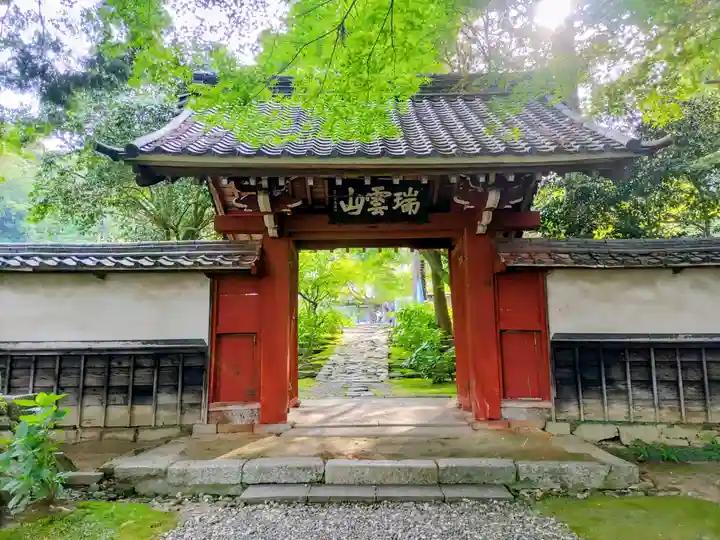 本光寺の山門・神門