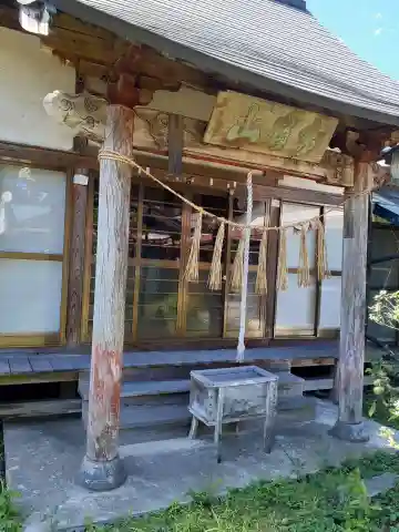 吉川寺の本殿・本堂
