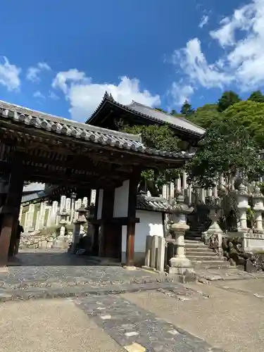 東大寺二月堂の山門