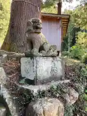 吾那神社の狛犬