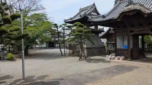 法心寺の庭園