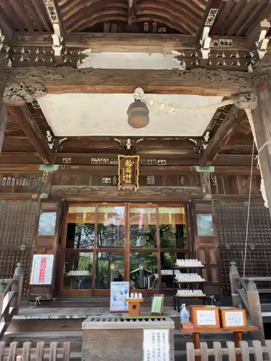 半田稲荷神社の本殿・本堂