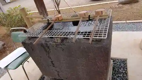 尾曳稲荷神社の手水舎