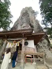 中之嶽神社の本殿