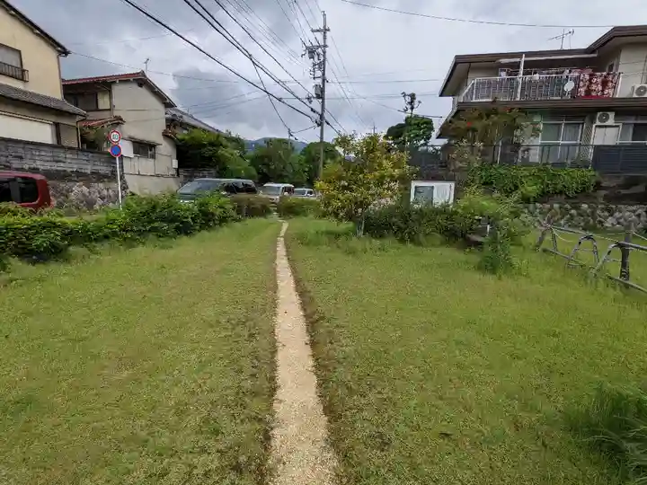 近江神宮の周辺