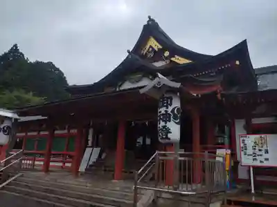 美濃國一宮　南宮大社の本殿・本堂