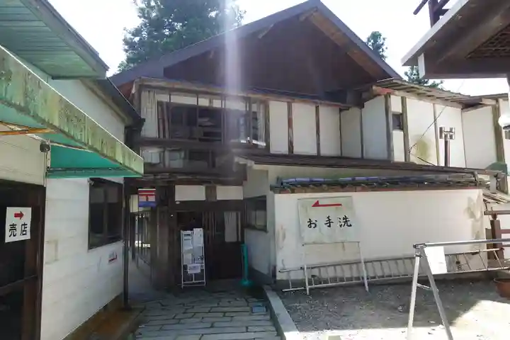 能勢妙見山(真如寺境外仏堂)の末社・摂社