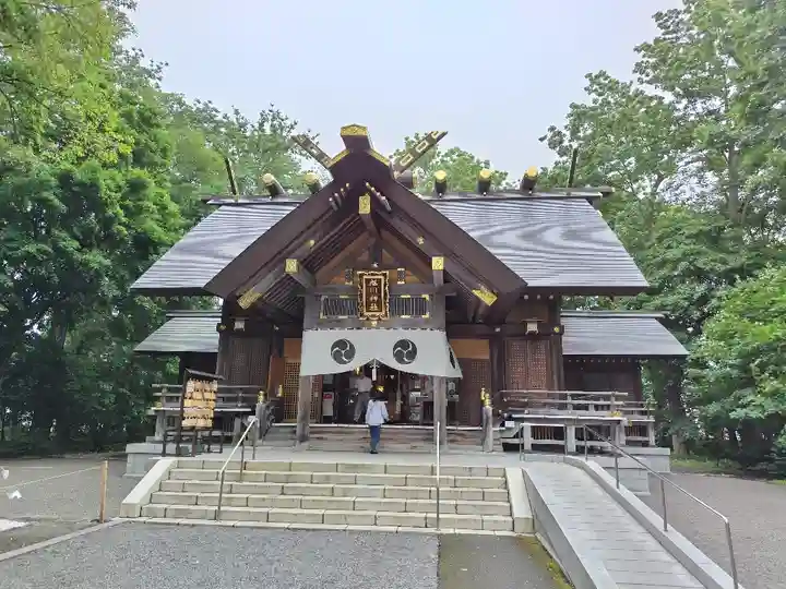 旭川神社の本殿・本堂