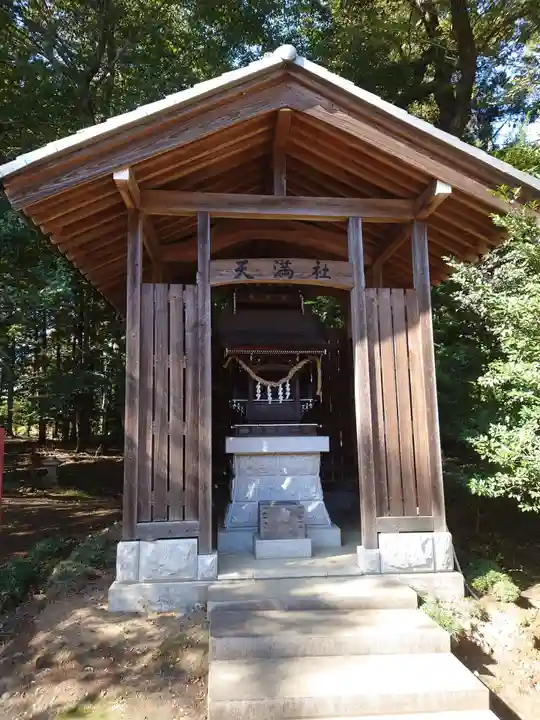 結城諏訪神社の末社・摂社