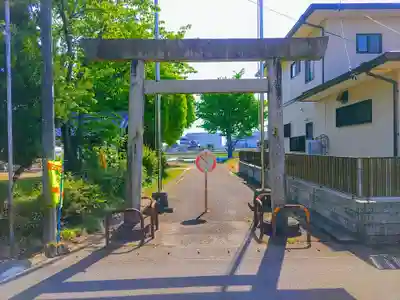 神明社（萩原町河田方）の鳥居