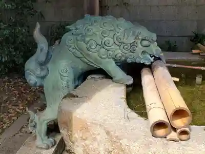 河内國魂神社の手水舎