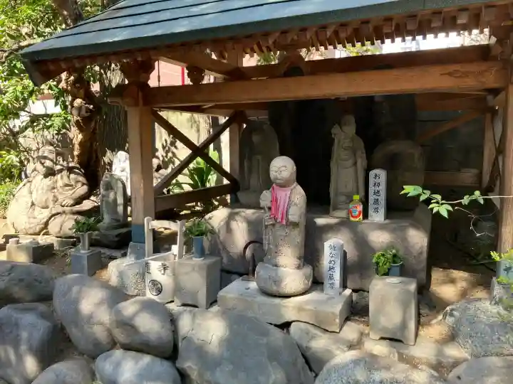 榧寺の{uncategorized: "未分類", other: "その他", undefined: "問題あり", building: "その他建物", grave: "お墓", sacred_gate: "鳥居", guardian: "狛犬", statue: "像", buddha: "仏像", history: "歴史", nature: "自然", garden: "庭園", animal: "動物", pagoda: "塔", temizu: "手水舎", mountain_gate: "山門・神門", sanctuary: "本殿・本堂", subordinate: "末社・摂社", art: "芸術", scenery: "景色", jizo: "地蔵", ema: "絵馬", goshuin: "御朱印", omikuji: "おみくじ", items: "授与品その他", amulet: "お守り", goshuincho: "御朱印帳", eats: "食事", festival: "お祭り", votive_dance: "神楽", shichigosan: "七五三参", wedding: "結婚式", experience: "体験その他", initially: "初詣", around: "周辺", anti_infection: "感染症対策"}