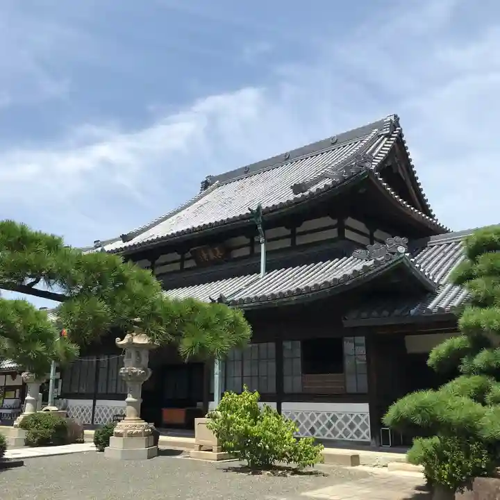 花岳寺の本殿・本堂