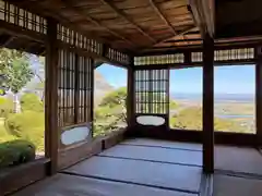 行基寺の本殿