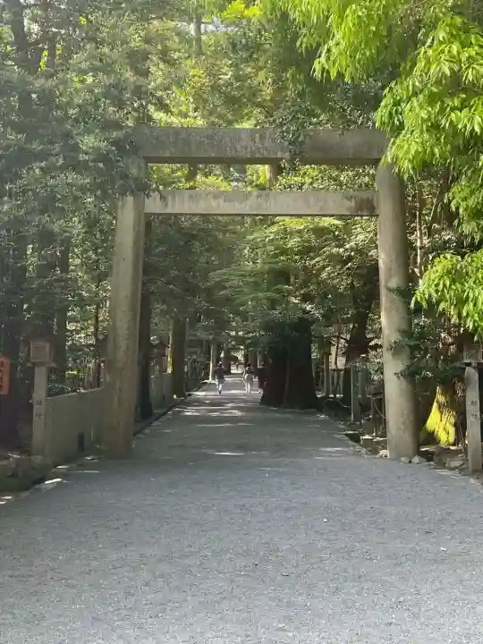 椿大神社の{uncategorized: "未分類", other: "その他", undefined: "問題あり", building: "その他建物", grave: "お墓", sacred_gate: "鳥居", guardian: "狛犬", statue: "像", buddha: "仏像", history: "歴史", nature: "自然", garden: "庭園", animal: "動物", pagoda: "塔", temizu: "手水舎", mountain_gate: "山門・神門", sanctuary: "本殿・本堂", subordinate: "末社・摂社", art: "芸術", scenery: "景色", jizo: "地蔵", ema: "絵馬", goshuin: "御朱印", omikuji: "おみくじ", items: "授与品その他", amulet: "お守り", goshuincho: "御朱印帳", eats: "食事", festival: "お祭り", votive_dance: "神楽", shichigosan: "七五三参", wedding: "結婚式", experience: "体験その他", initially: "初詣", around: "周辺", anti_infection: "感染症対策"}