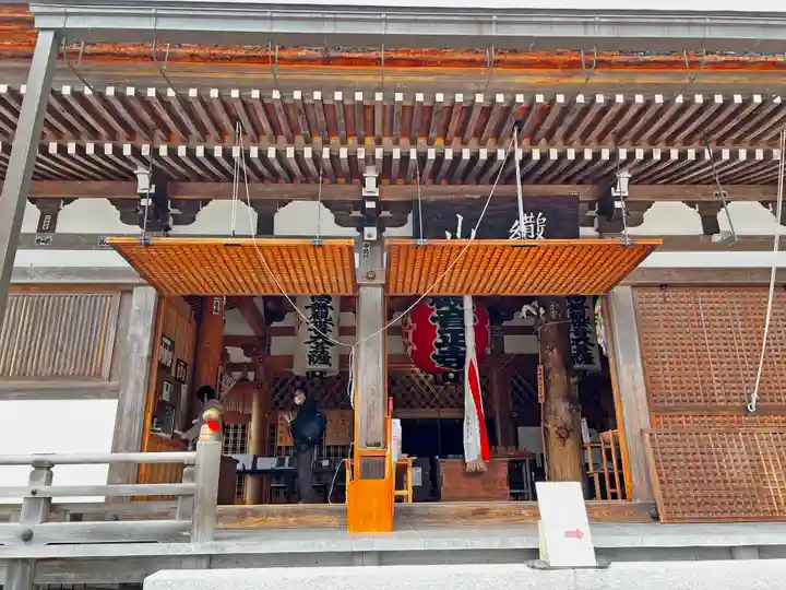 観音正寺の本殿・本堂