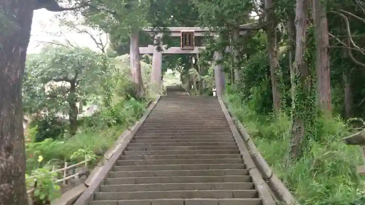 伊豆山神社の{uncategorized: "未分類", other: "その他", undefined: "問題あり", building: "その他建物", grave: "お墓", sacred_gate: "鳥居", guardian: "狛犬", statue: "像", buddha: "仏像", history: "歴史", nature: "自然", garden: "庭園", animal: "動物", pagoda: "塔", temizu: "手水舎", mountain_gate: "山門・神門", sanctuary: "本殿・本堂", subordinate: "末社・摂社", art: "芸術", scenery: "景色", jizo: "地蔵", ema: "絵馬", goshuin: "御朱印", omikuji: "おみくじ", items: "授与品その他", amulet: "お守り", goshuincho: "御朱印帳", eats: "食事", festival: "お祭り", votive_dance: "神楽", shichigosan: "七五三参", wedding: "結婚式", experience: "体験その他", initially: "初詣", around: "周辺", anti_infection: "感染症対策"}