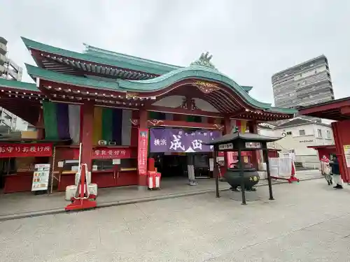 成田山横浜別院延命院の{uncategorized: "未分類", other: "その他", undefined: "問題あり", building: "その他建物", grave: "お墓", sacred_gate: "鳥居", guardian: "狛犬", statue: "像", buddha: "仏像", history: "歴史", nature: "自然", garden: "庭園", animal: "動物", pagoda: "塔", temizu: "手水舎", mountain_gate: "山門・神門", sanctuary: "本殿・本堂", subordinate: "末社・摂社", art: "芸術", scenery: "景色", jizo: "地蔵", ema: "絵馬", goshuin: "御朱印", omikuji: "おみくじ", items: "授与品その他", amulet: "お守り", goshuincho: "御朱印帳", eats: "食事", festival: "お祭り", votive_dance: "神楽", shichigosan: "七五三参", wedding: "結婚式", experience: "体験その他", initially: "初詣", around: "周辺", anti_infection: "感染症対策"}