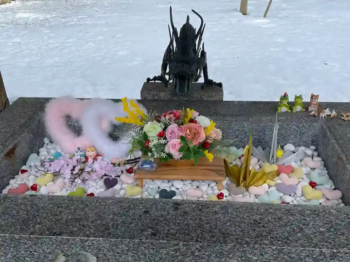 正一位 若草稲荷神社の手水舎