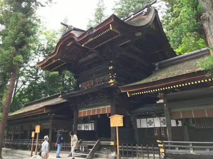 諏訪大社下社春宮(長野県)