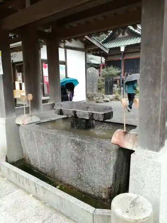 筑波山神社の手水舎
