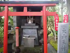 神明社の鳥居