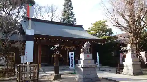 新田神社の本殿・本堂
