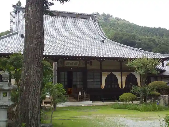 長念寺の本殿・本堂