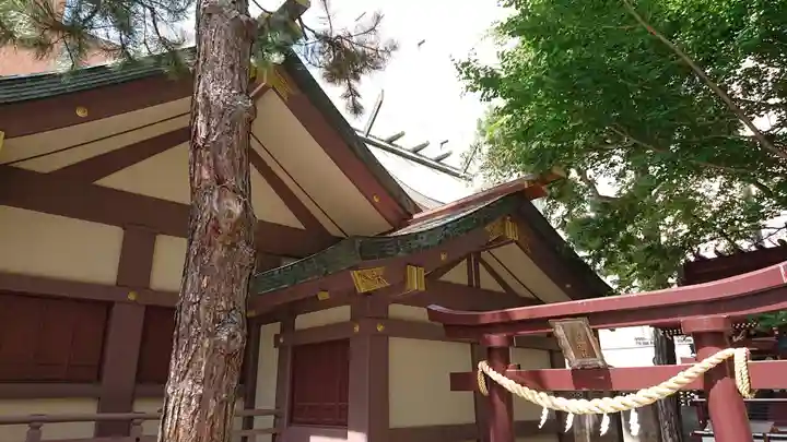 三吉神社の本殿・本堂