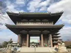 覚王山 日泰寺の山門